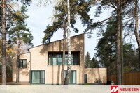 Dom z grafitowym dachem, belgijskie cegły ręcznie formowane, dom z cegły w lesie, duże grafitowe okno tarasowe, cegła Monet, cegły belgijskie,