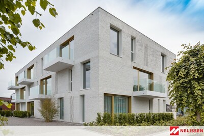 architektura wielorodzinna, apartamentowiec elewacja z białej cegły, cegły na elewację, ceglane domy, domy z cegły, ściany z cegły, nelissen_BLANCO